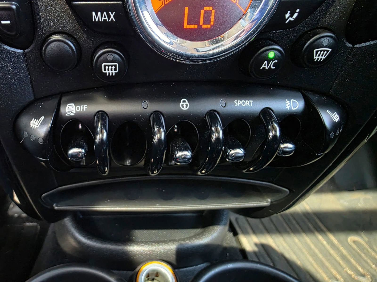 Used 2015 MINI Cooper Countryman S w/ Cold Weather Package image 16