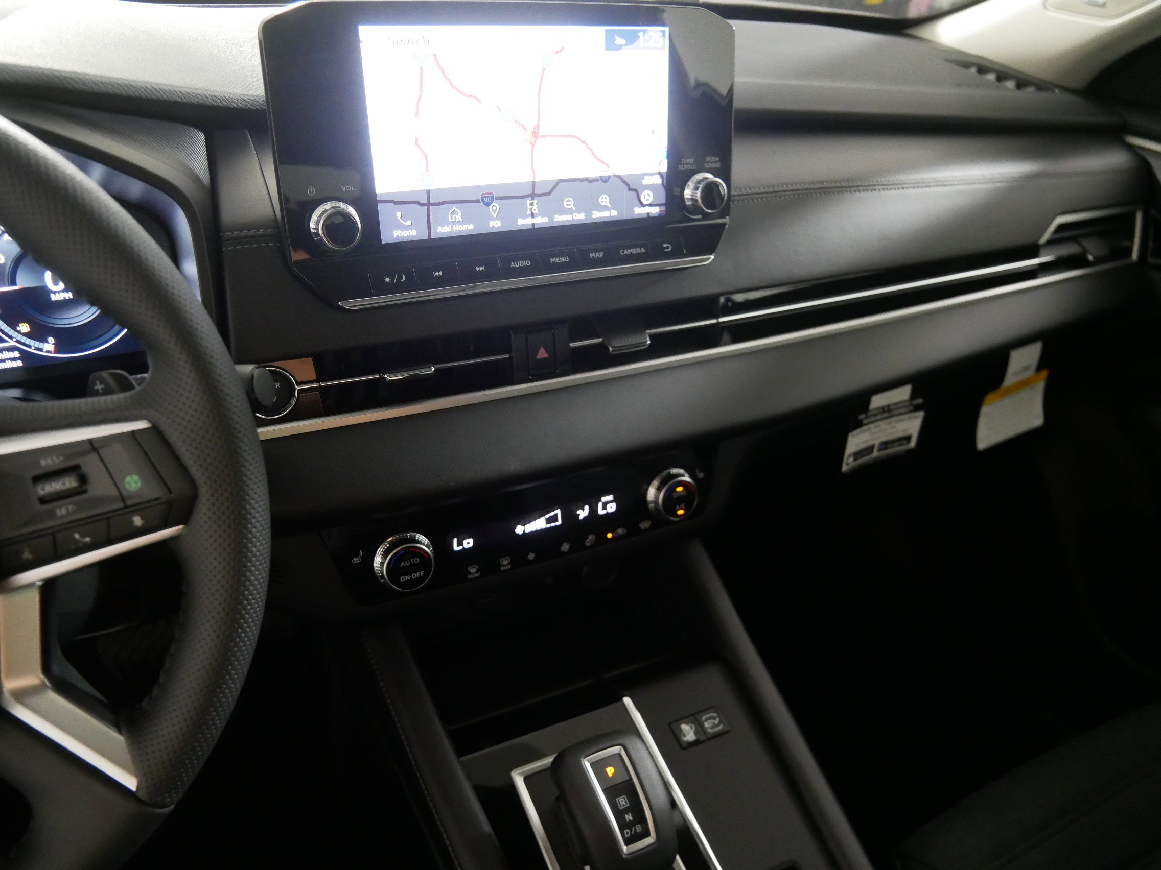 New 2025 Mitsubishi Outlander SE image 5