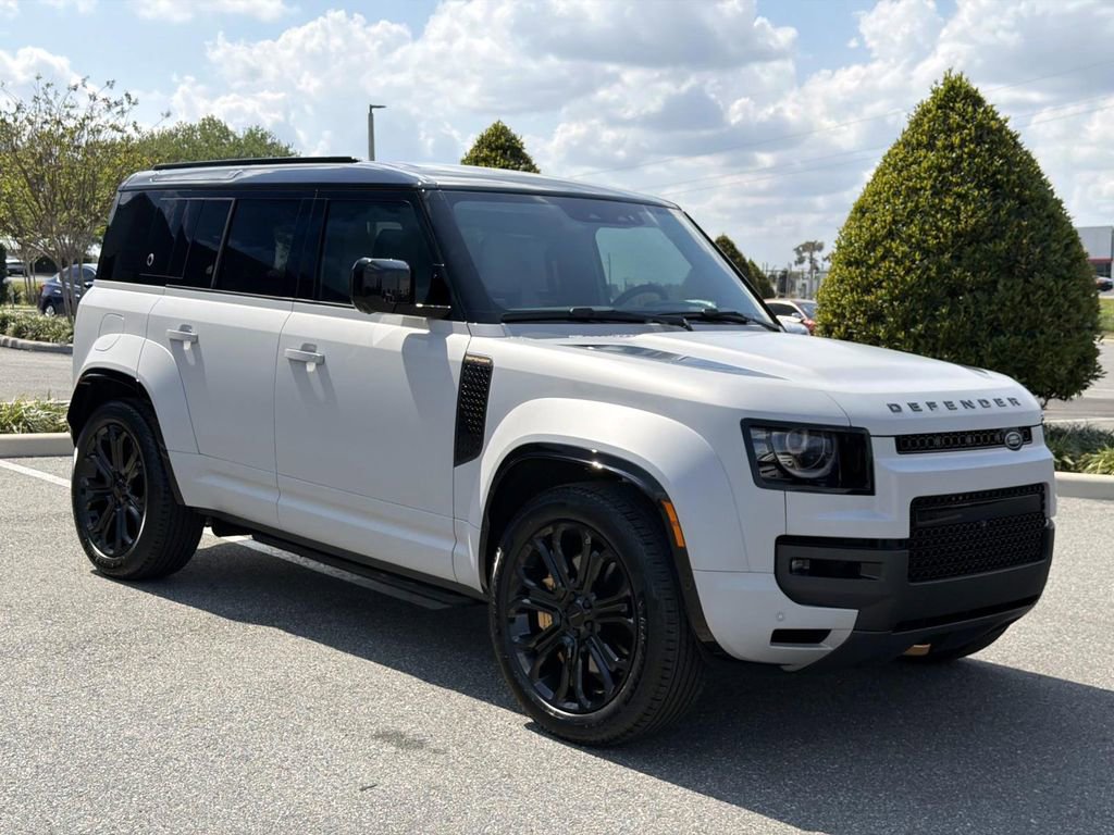 New 2026 Land Rover Defender 110 OCTA image 7