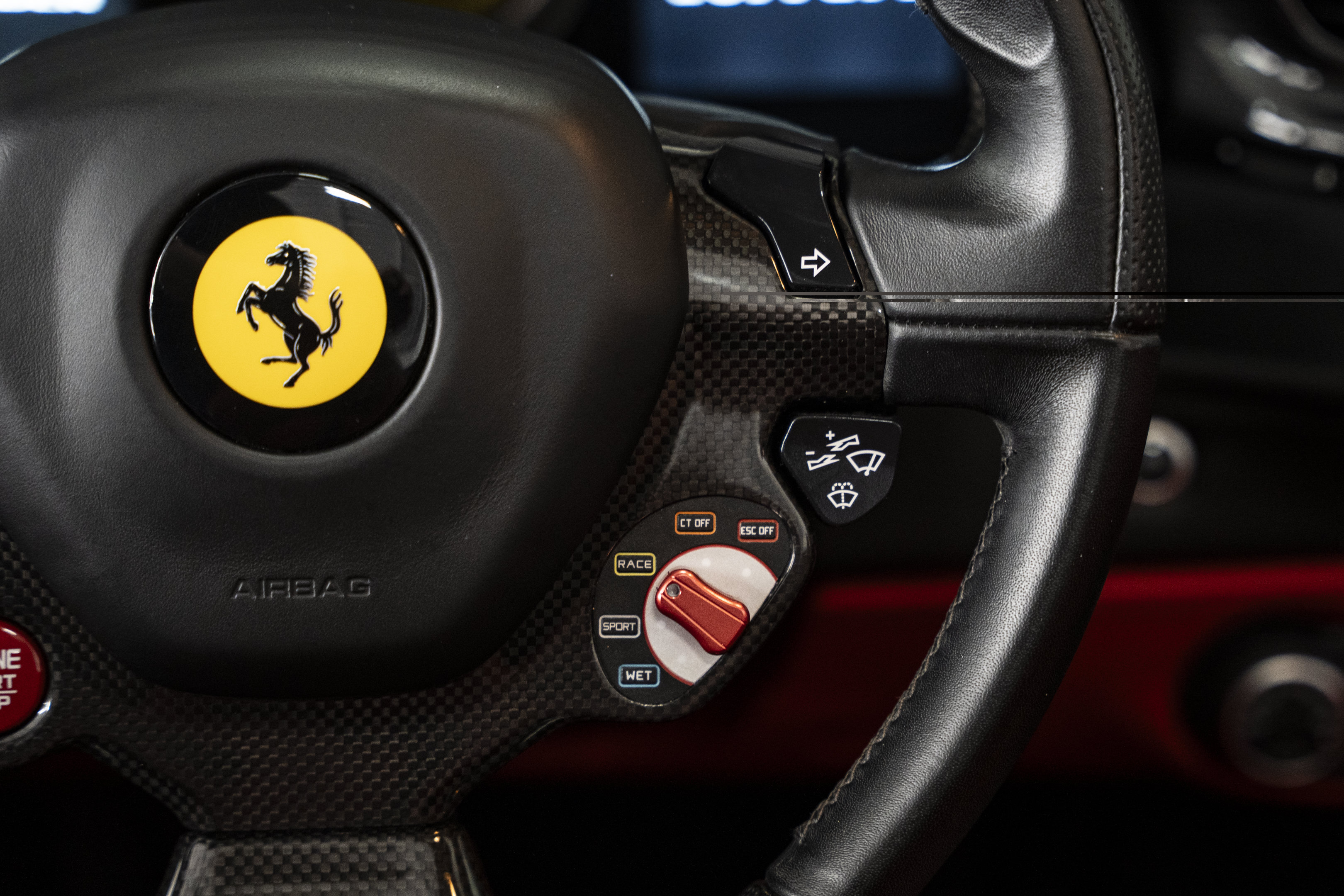 Used 2016 Ferrari 488 Spider RWD image 34
