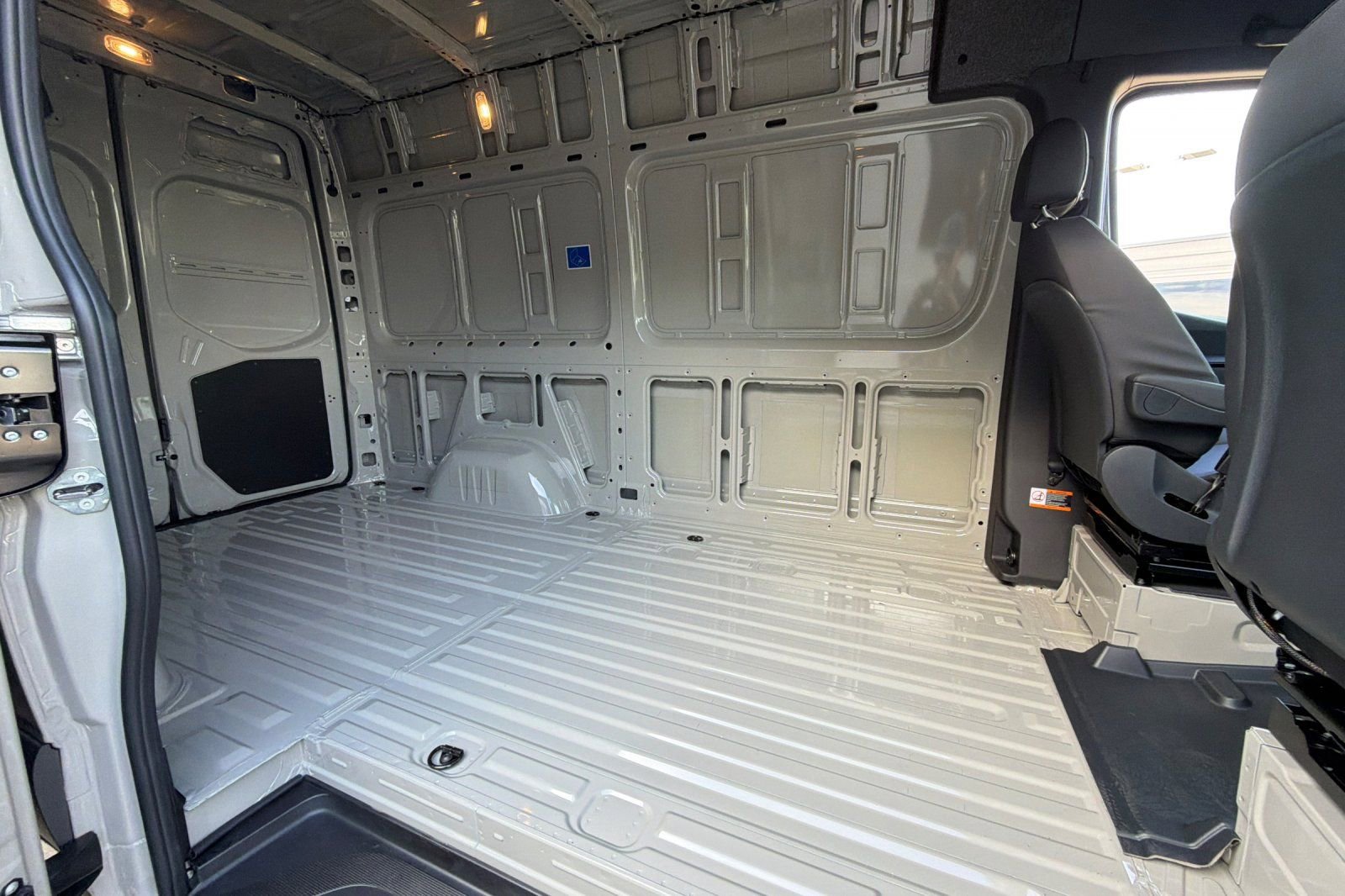 New 2026 Mercedes-Benz Sprinter 144 Cargo image 10
