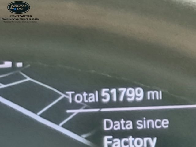 Used 2021 BMW X7 M50i image 32