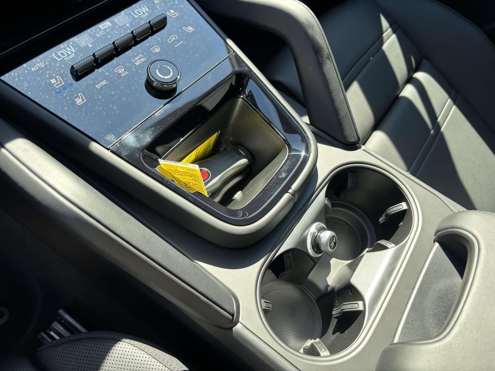 New 2026 Porsche Cayenne image 31