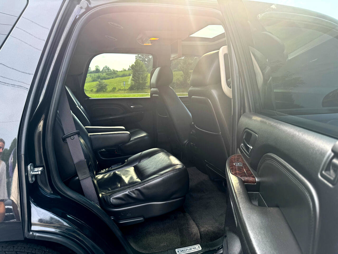 Used 2012 GMC Yukon Denali image 21