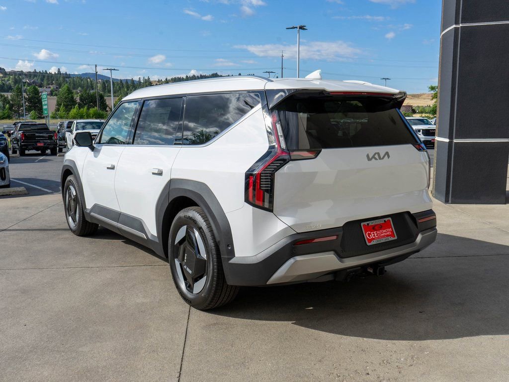 New 2026 Kia EV9 Wind image 5