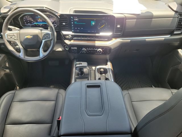 Certified 2022 Chevrolet Silverado 1500 LT AWD/4WD image 16
