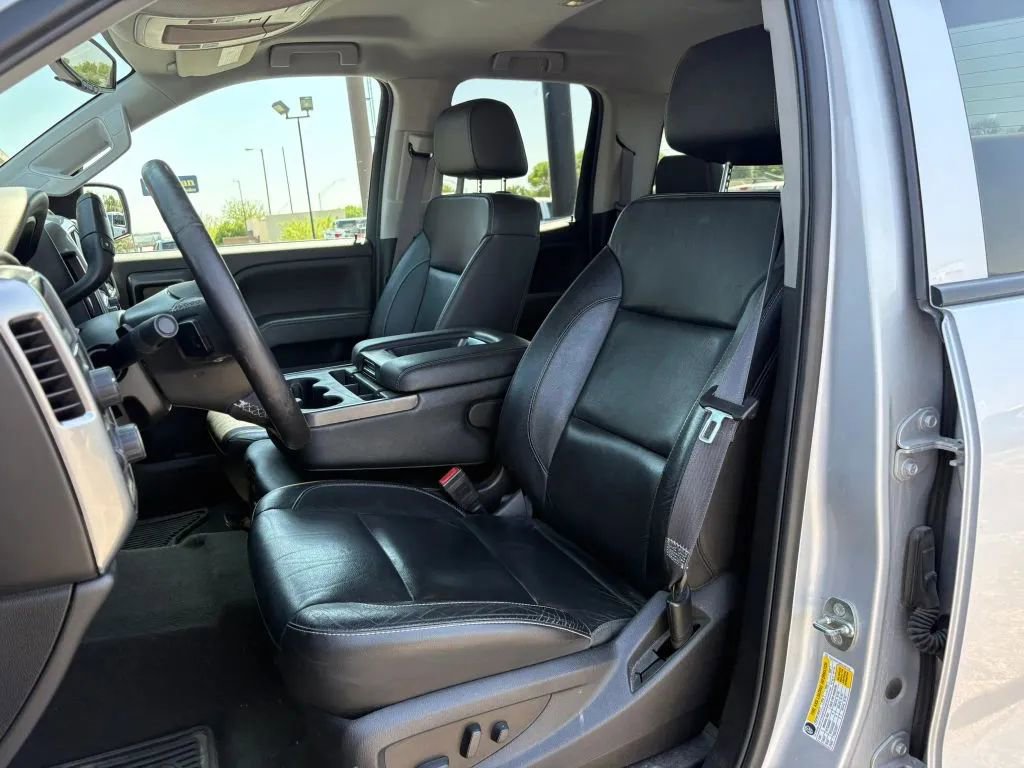 Used 2017 Chevrolet Silverado 1500 LT w/ Redline Edition AWD/4WD image 20