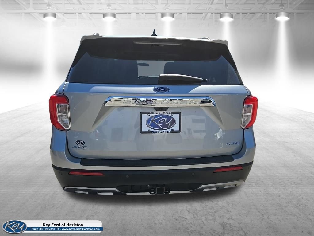 Certified 2023 Ford Explorer XLT w/ Equipment Group 202A image 15