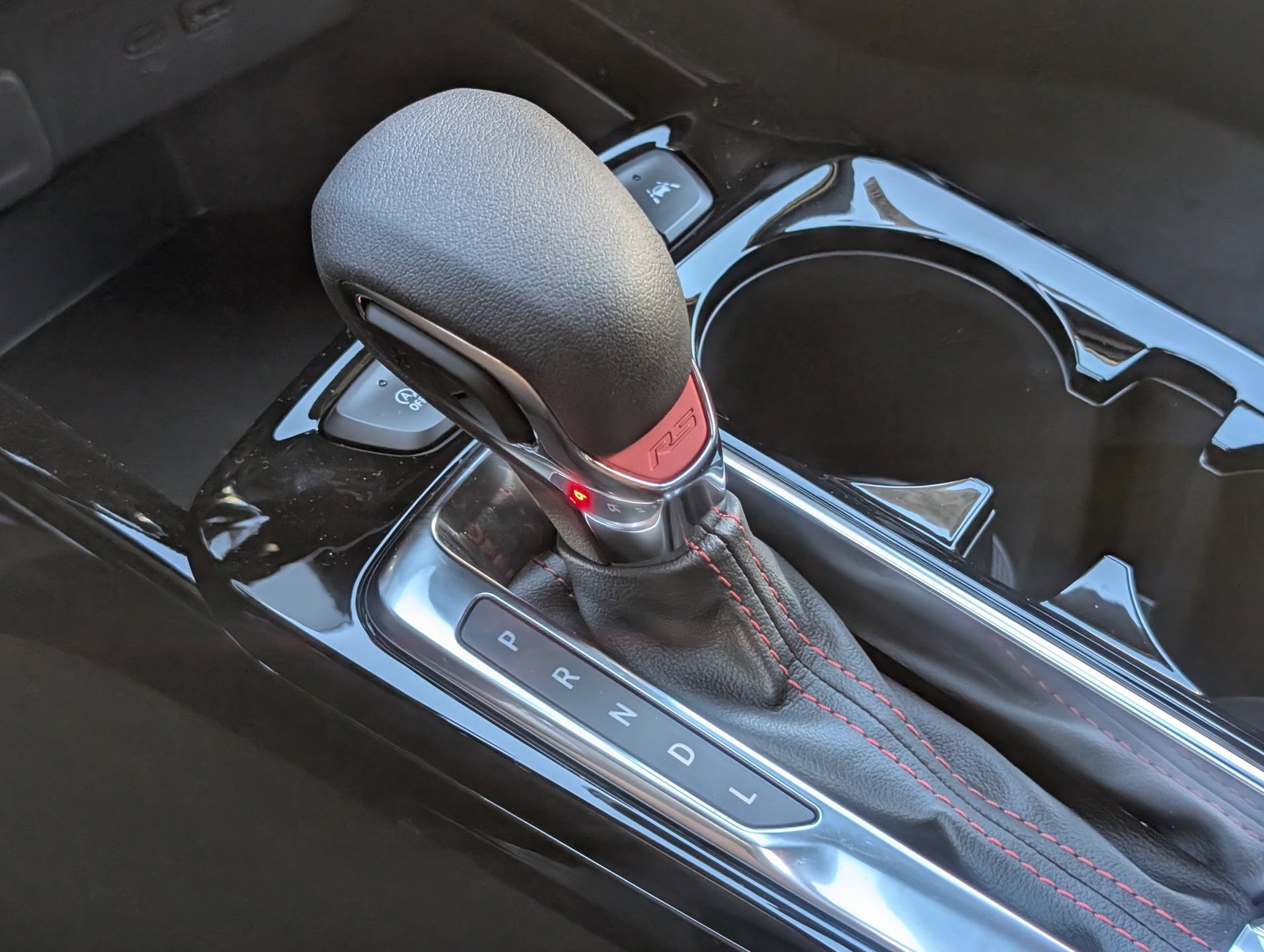 New 2026 Chevrolet Trax RS FWD image 20