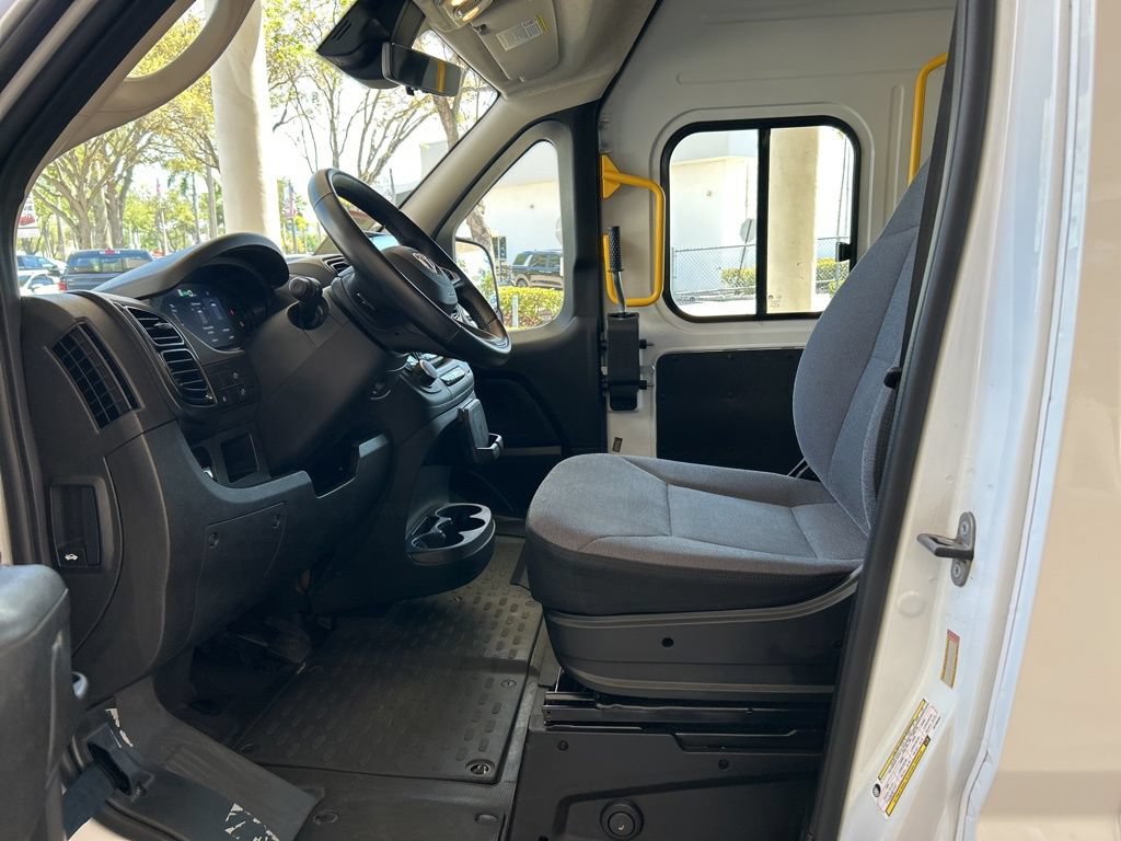 Used 2024 RAM ProMaster 3500 w/ Delivery Van Package FWD image 6