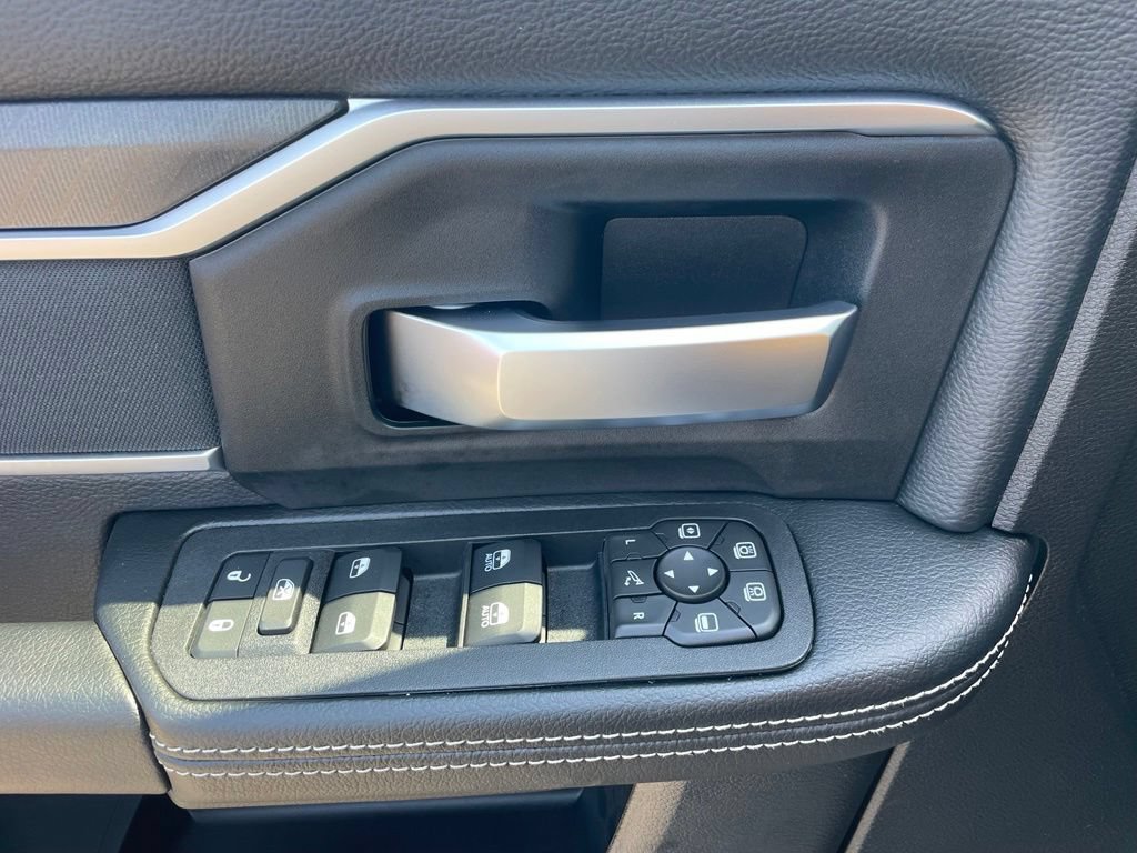 New 2026 RAM 2500 Big Horn AWD/4WD image 28
