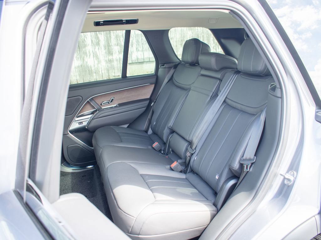 New 2026 Land Rover Range Rover SE AWD/4WD image 23
