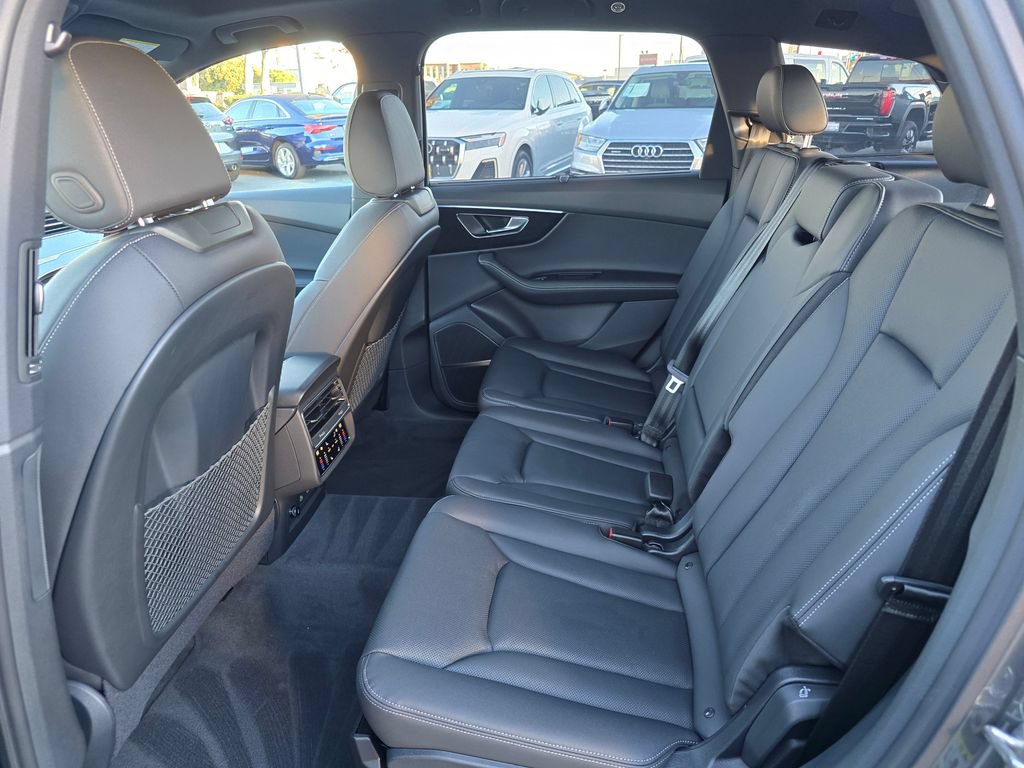 Used 2026 Audi Q7 3.0T Premium Plus AWD/4WD image 13