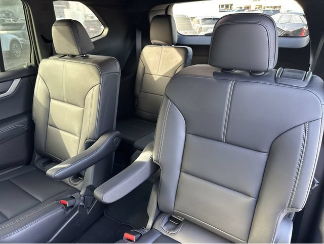 New 2026 GMC Acadia Elevation w/ Elevation Premium Package FWD image 8