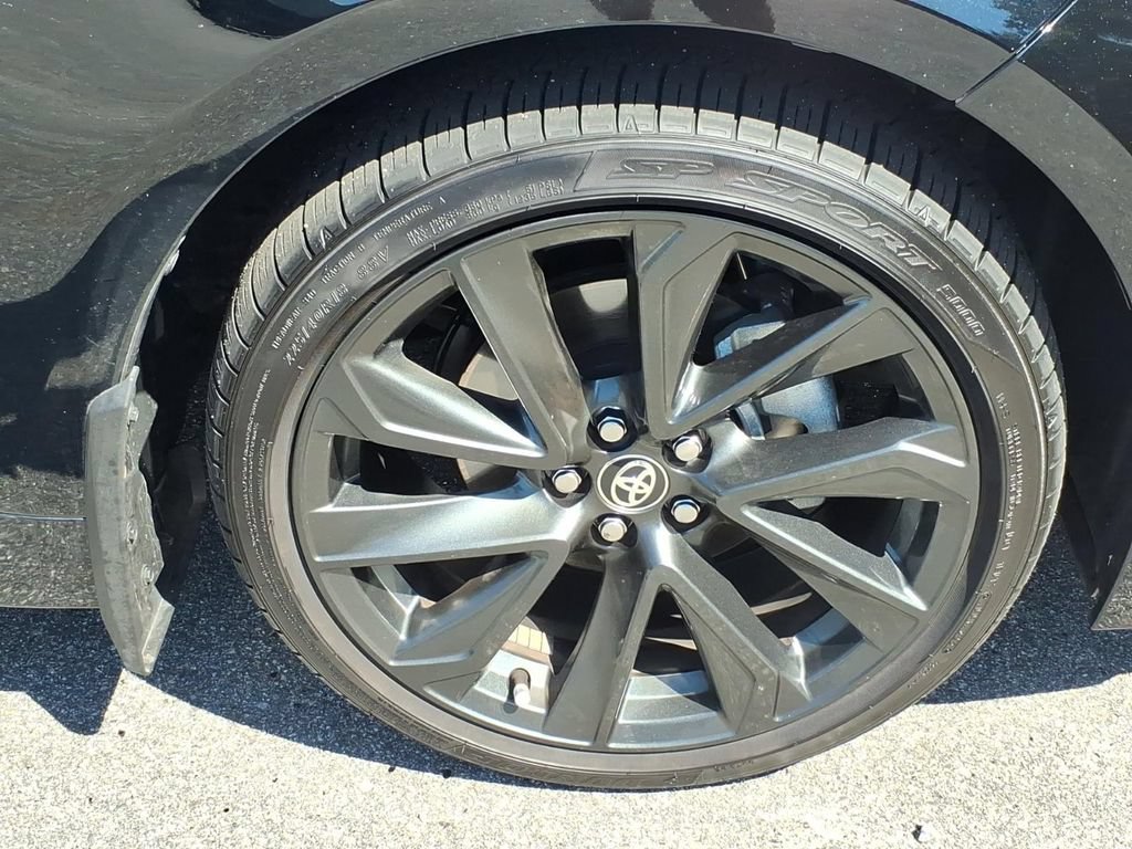 Used 2026 Toyota Corolla SE w/ SE Package FWD image 12