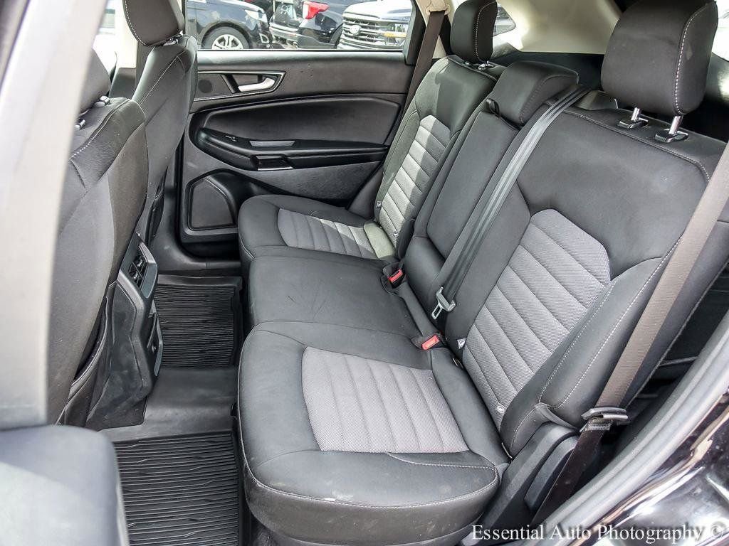 Used 2023 Ford Edge SE w/ Black Appearance Package AWD/4WD image 11