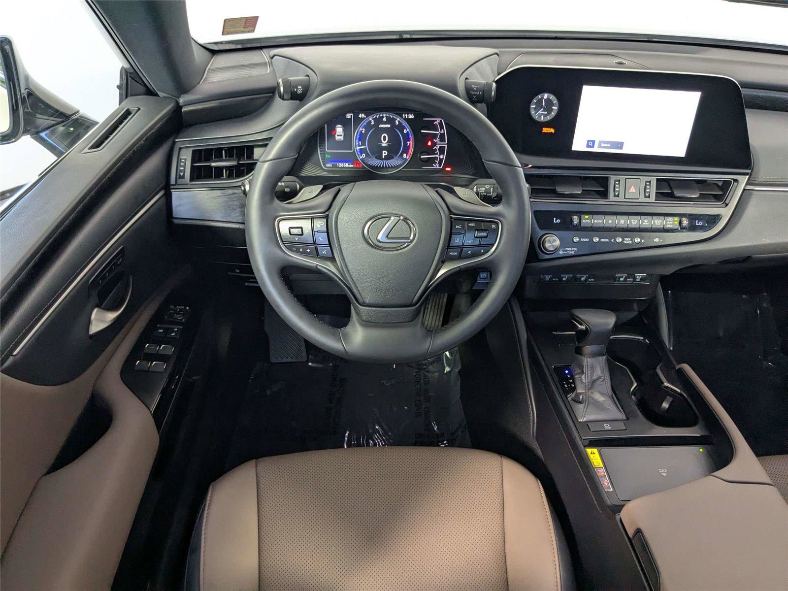 Used 2025 Lexus ES 350 w/ Premium Package FWD image 31
