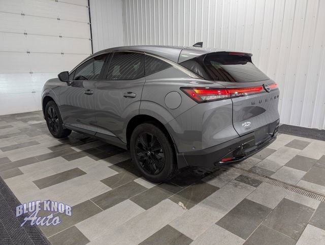 Used 2025 Nissan Murano SV AWD/4WD image 2