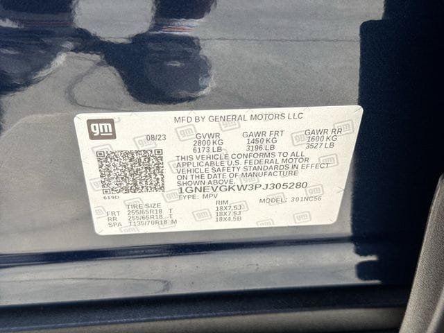 Used 2023 Chevrolet Traverse LT w/ Rear Camera Mirror Package AWD/4WD image 36