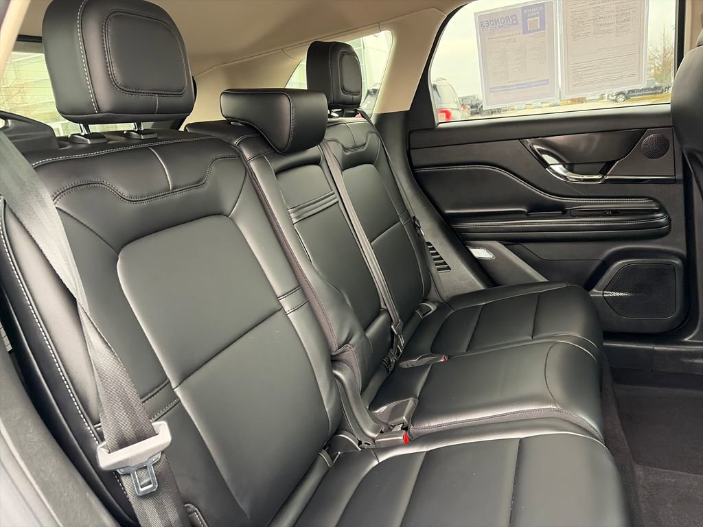 Used 2023 Lincoln Corsair Standard image 38