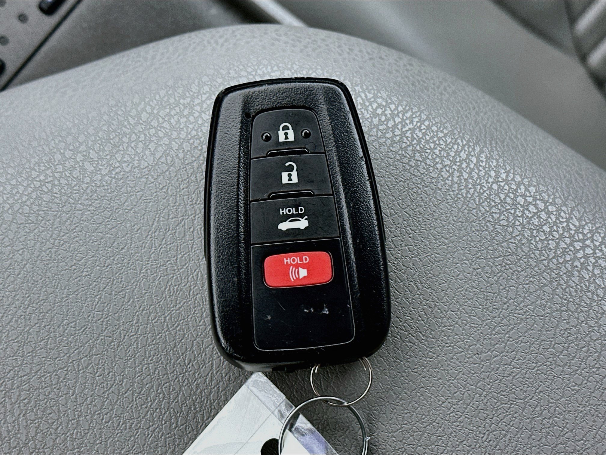 Used 2021 Toyota Camry SE w/ Cold Weather Package FWD image 25