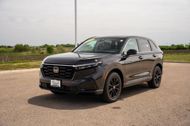 Used 2025 Honda CR-V EX image 3