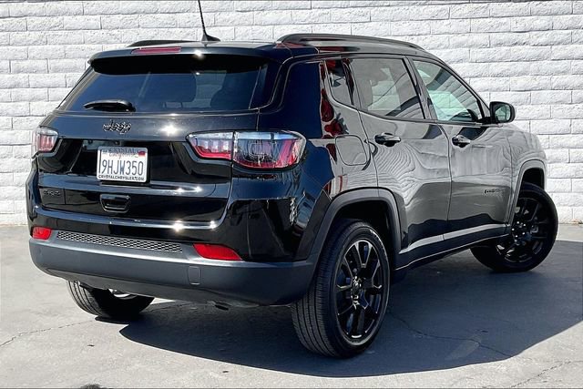 Certified 2023 Jeep Compass Latitude AWD/4WD image 13