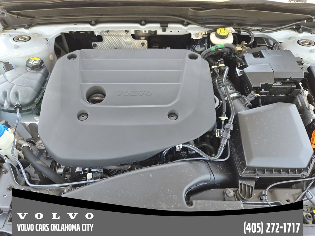 Certified 2024 Volvo XC40 B5 Ultimate w/ Protection Package Premier AWD/4WD image 25
