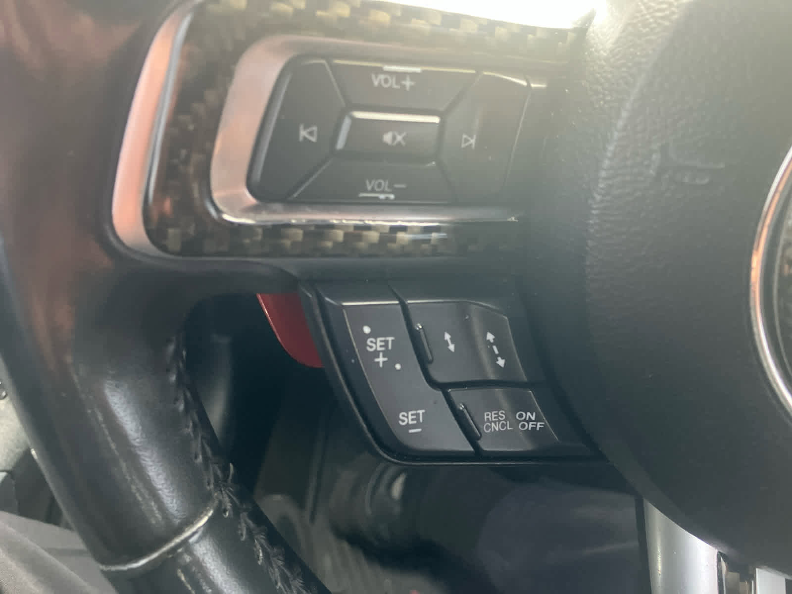 Used 2018 Ford Mustang Premium w/ Ecoboost Performance Package RWD image 17