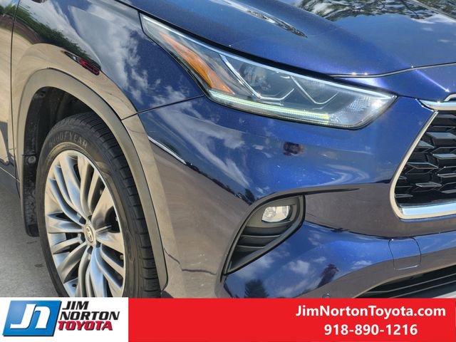 Used 2021 Toyota Highlander Platinum AWD/4WD image 10