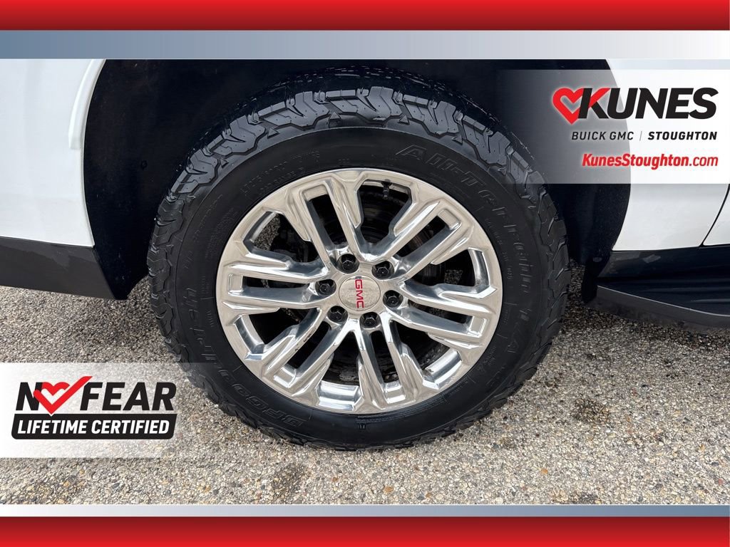 Used 2021 GMC Yukon XL SLT w/ SLT Luxury Package image 14