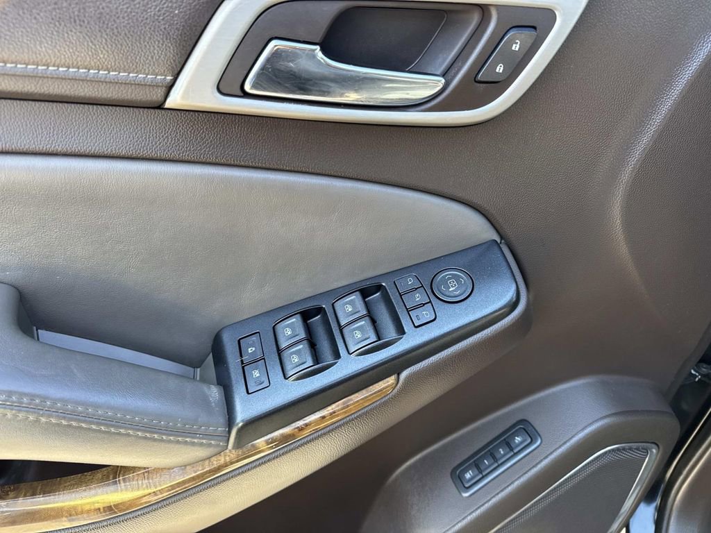 Used 2015 GMC Yukon XL Denali w/ Premium Package image 22