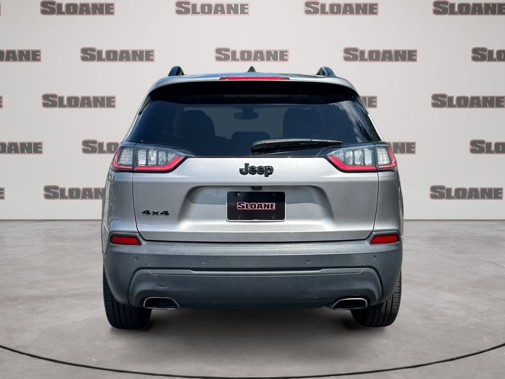 Used 2019 Jeep Cherokee Latitude Plus AWD/4WD image 4