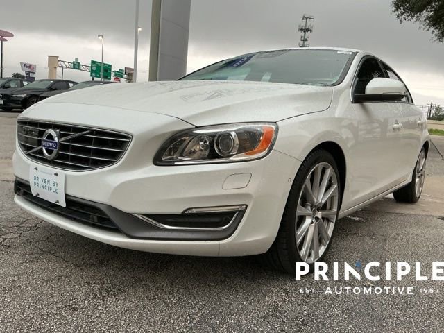 Used 2016 Volvo S60 T5 Inscription Platinum FWD image 4