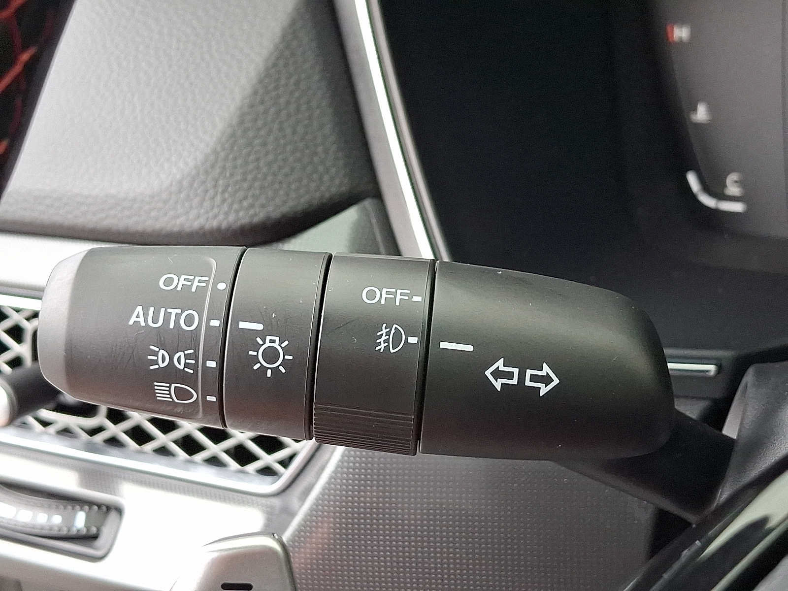 Used 2024 Acura Integra A-Spec w/ Technology Package FWD image 25