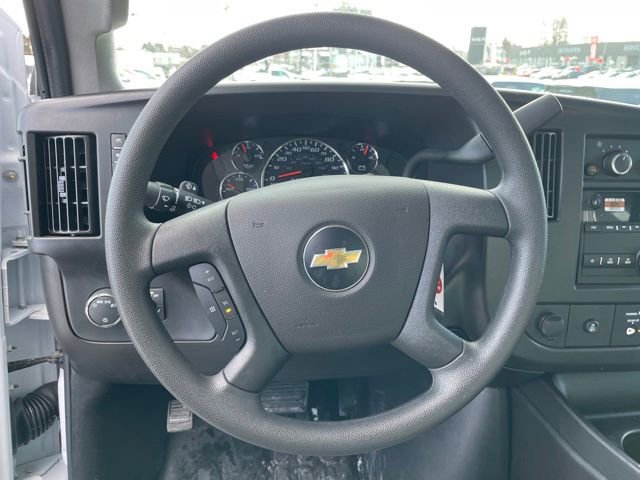 New 2025 Chevrolet Express 3500 Work Van w/ Power Convenience Package image 9