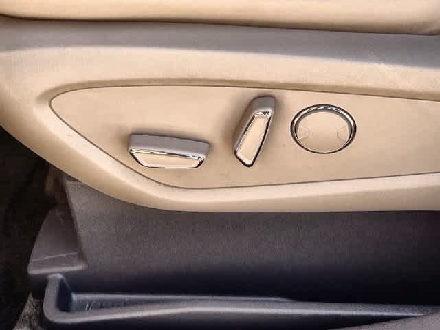 Used 2018 Lincoln MKX Reserve FWD image 31