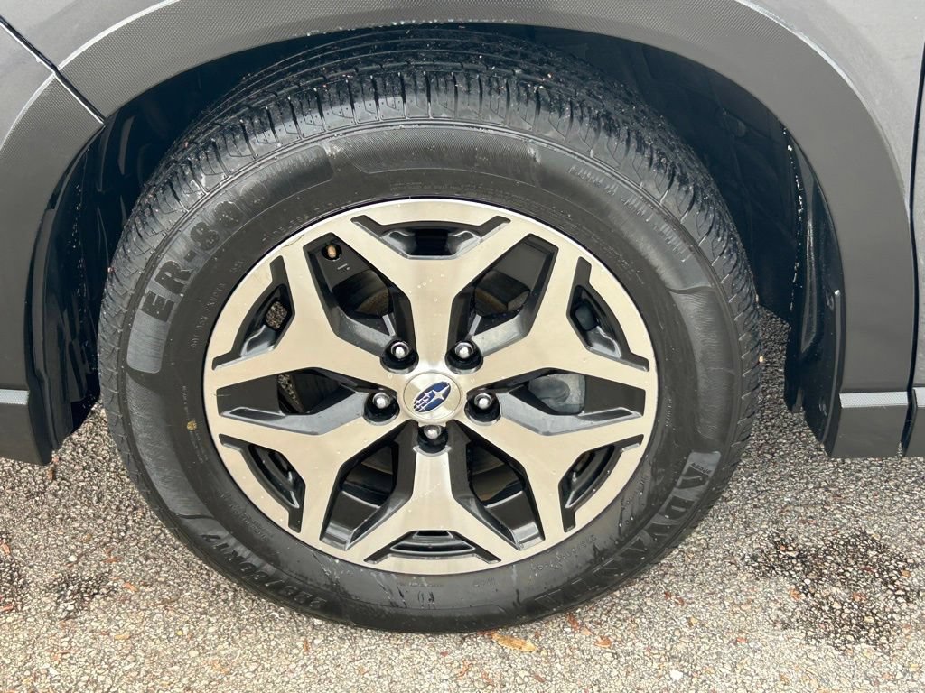 Used 2020 Subaru Forester Premium AWD/4WD image 19