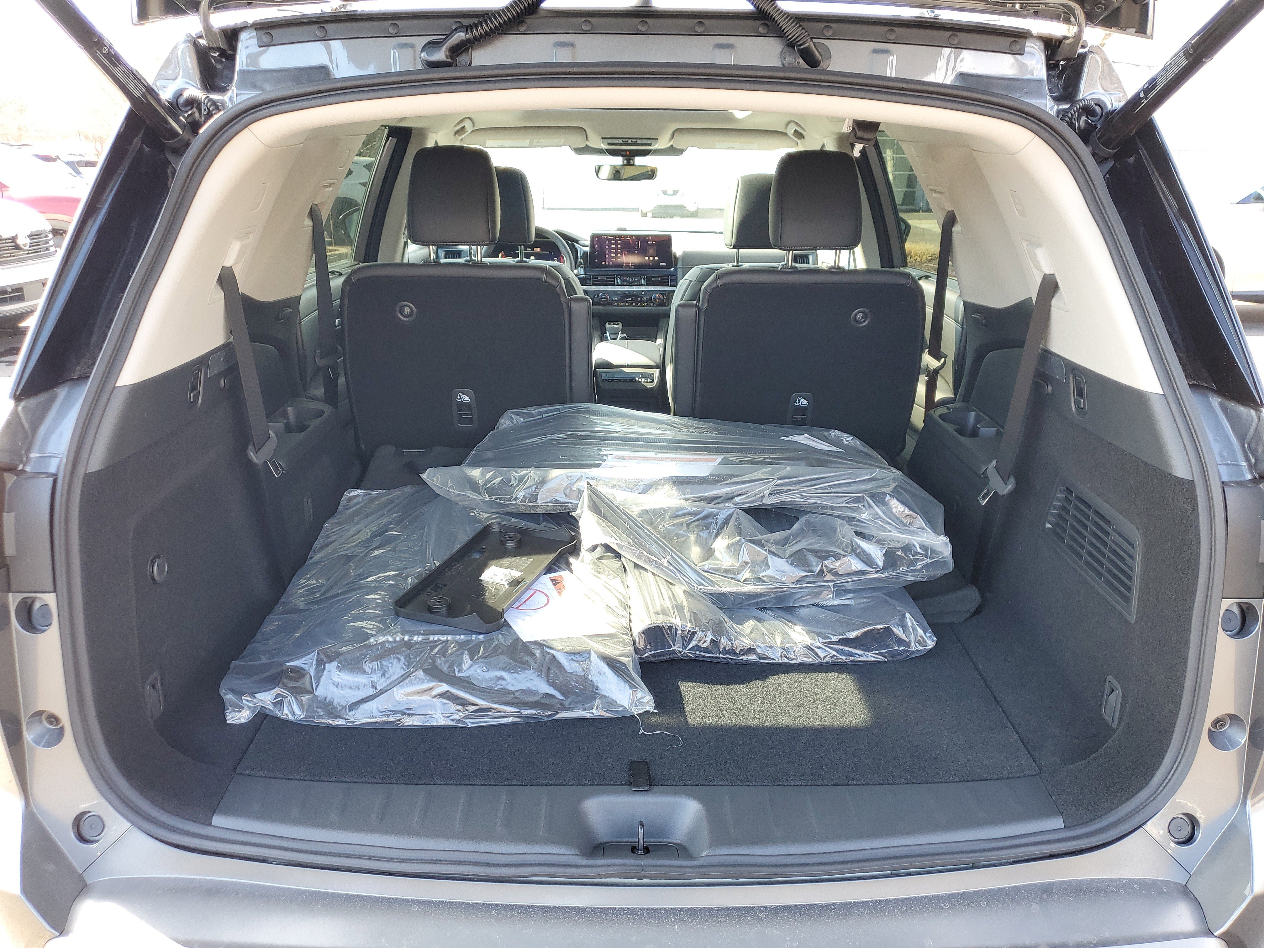 New 2026 Nissan Pathfinder SL w/ SL Premium Package image 31