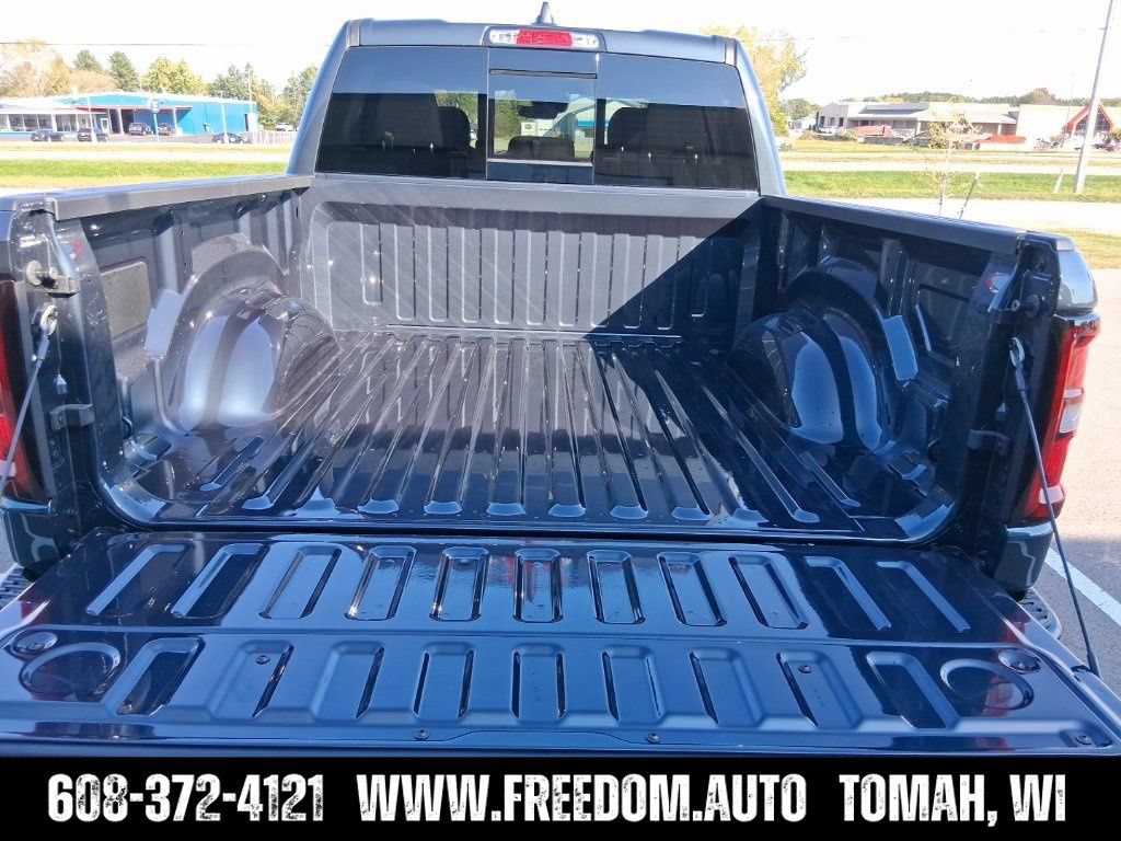 New 2026 RAM 1500 Big Horn AWD/4WD image 22