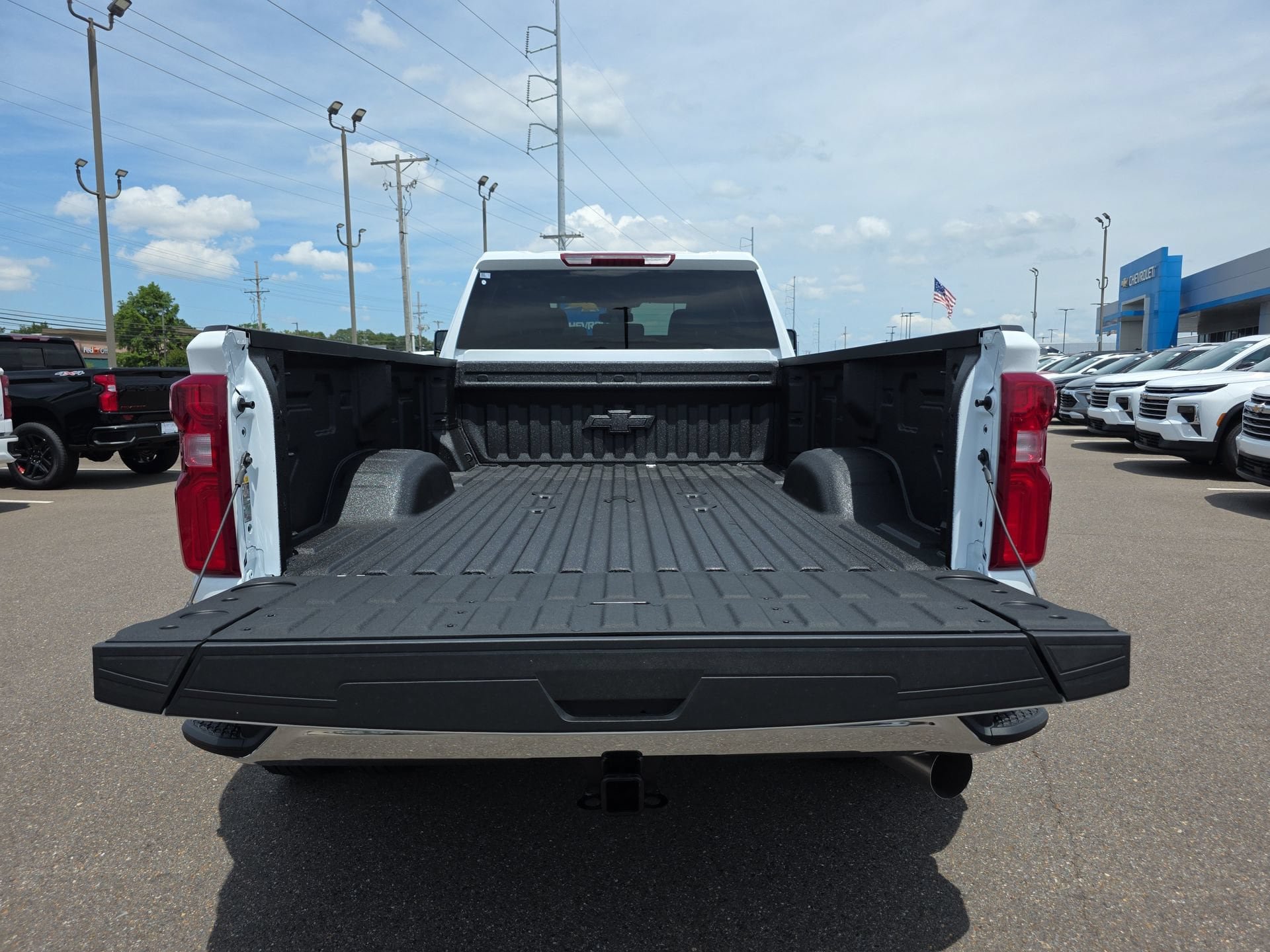 New 2026 Chevrolet Silverado 3500 LTZ w/ LTZ Convenience Package AWD/4WD image 14