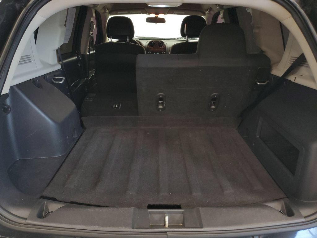 Used 2014 Jeep Compass Sport FWD image 24