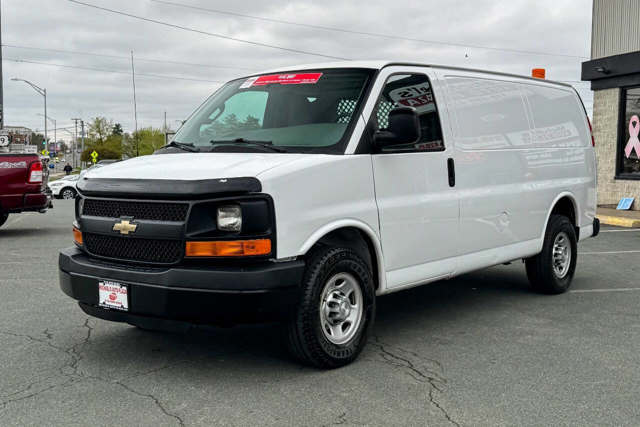 Used 2016 Chevrolet Express 2500 RWD image 8