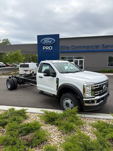 New 2026 Ford F550 4x4 Regular Cab Super Duty image 1