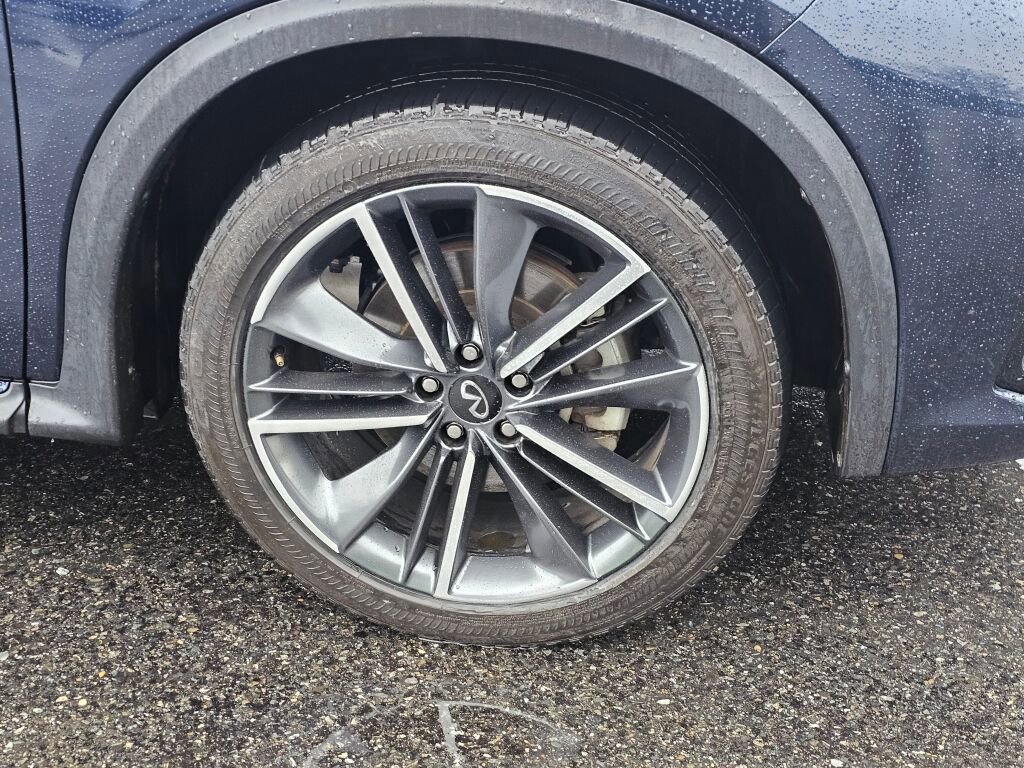 Used 2024 INFINITI QX55 Luxe image 9