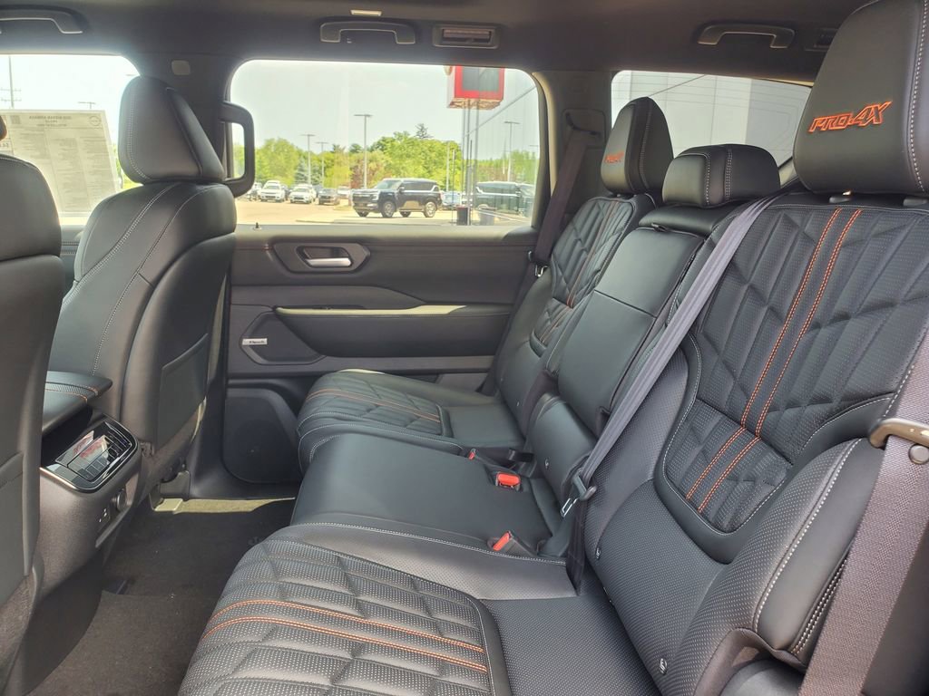 New 2025 Nissan Armada PRO-4X w/ Pro-4X Premium Package image 32