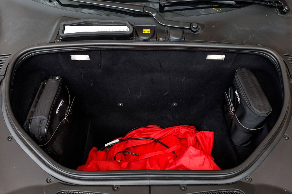 Used 2015 Ferrari 458 Speciale Coupe image 21