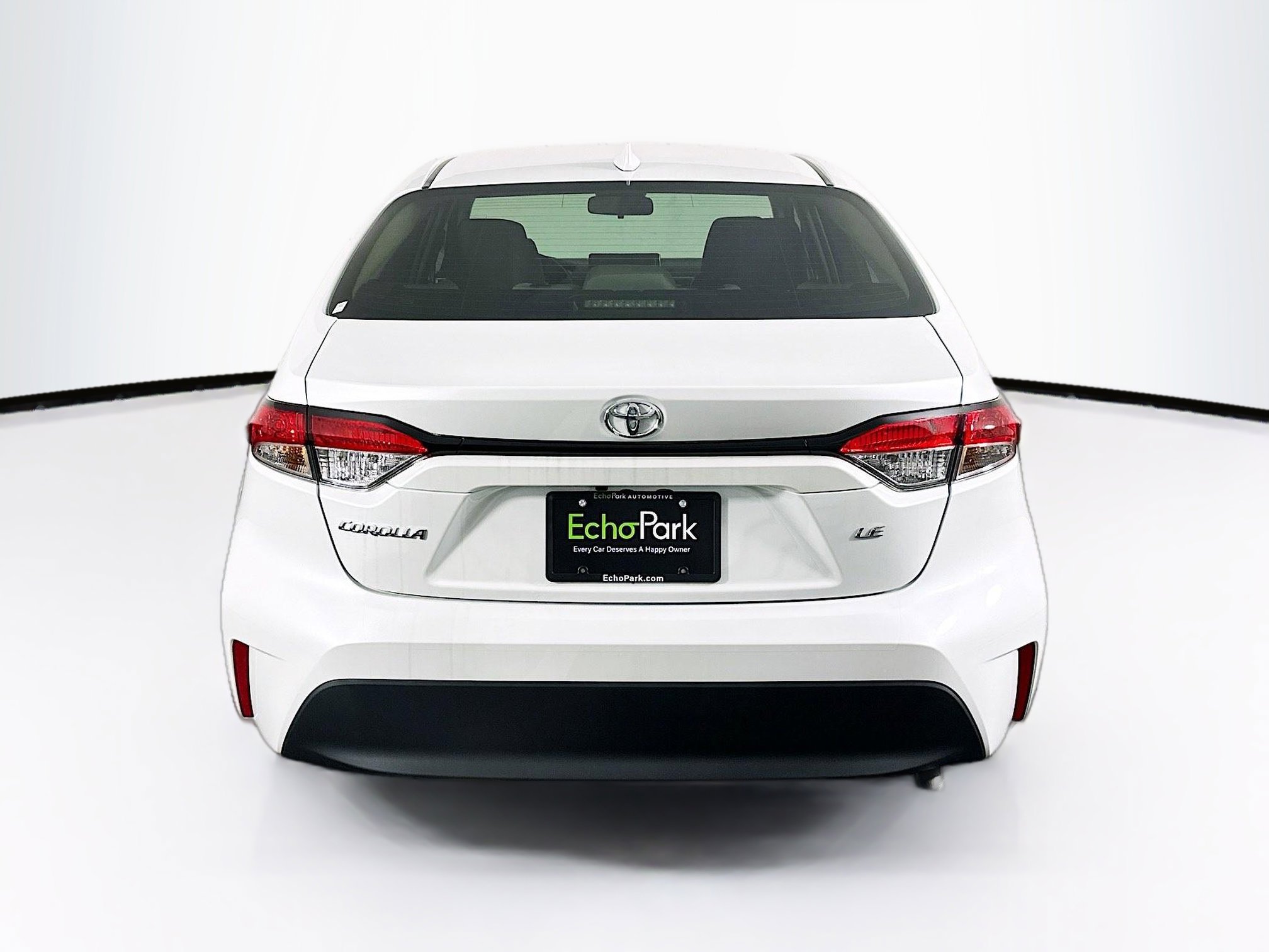 Used 2026 Toyota Corolla LE image 7