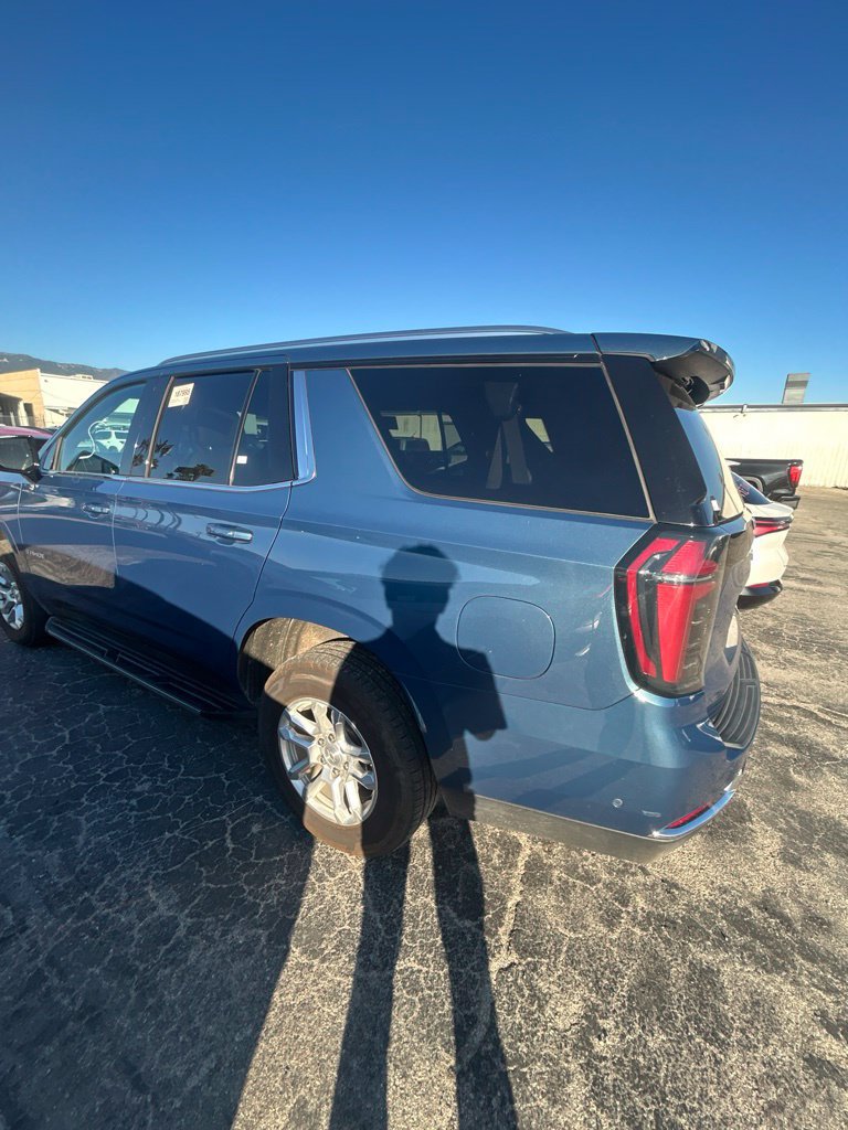 Used 2023 Chevrolet Suburban LT AWD/4WD image 8