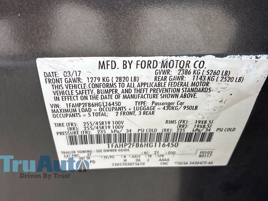 Used 2017 Ford Taurus Limited FWD image 23